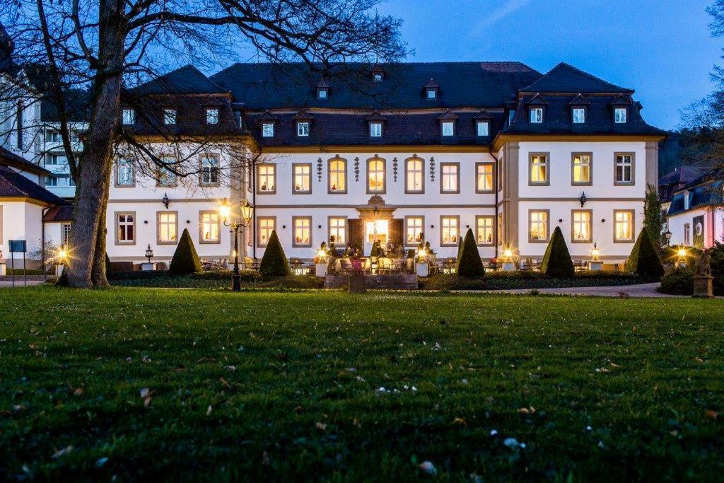 Schlosshotel Bad Neustadt Бад-Нойштадт-ан-дер-Зале Экстерьер фото